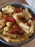 Massa com tomate cherry
