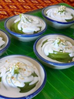 รูปของ ขนมไทย ขนมเปียกปูนใบเตยน้ำกะทิ