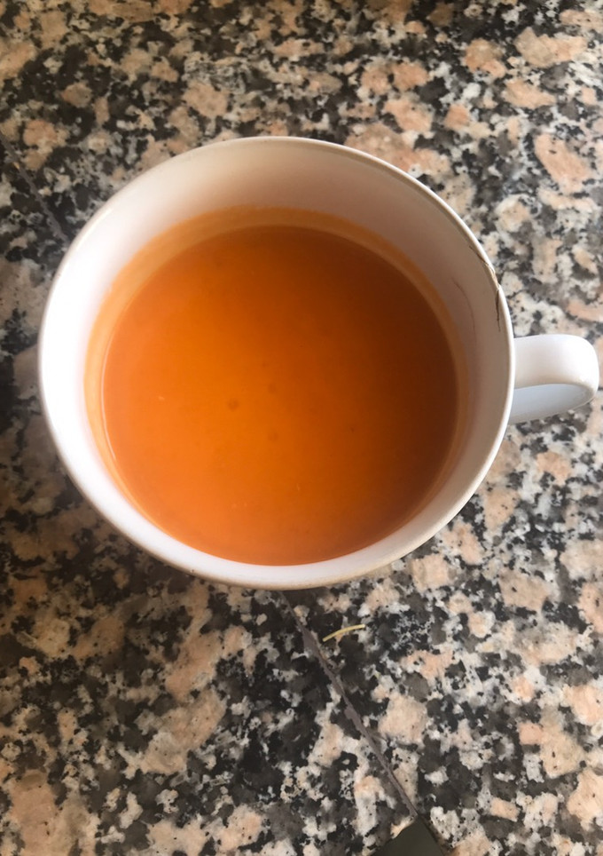 Una foto de Gazpacho andaluz suave 🍅🥄
