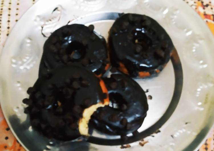 Simple Way to Prepare Homemade Chocolate Glazed Doughnuts
