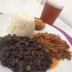 Una foto de Pabellón Venezolano 🇻🇪