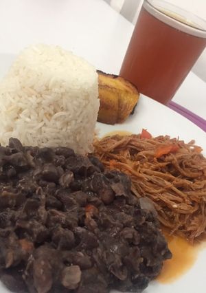 Una foto de Pabellón Venezolano 🇻🇪