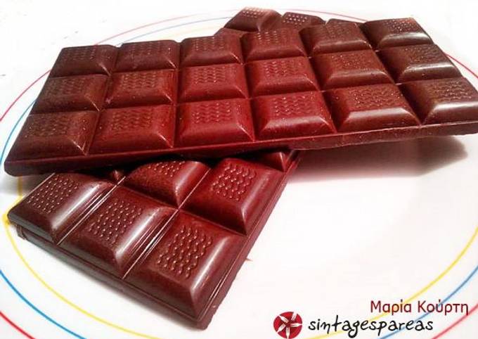 κύρια φωτογραφία συνταγής Σοκολάτες και σοκολατάκια με στέβια