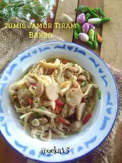 Foto resep Tumis jamur tiram bakso