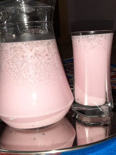 A picture of NUNGU (Palm fruit) juice.