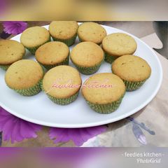 A picture of Vanilla cup cakes.