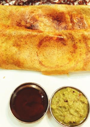 मूँगदाल डोसा विथ मटर पनीर फिलिंग (Moongdal Dosa with Matar paneer fiiling recipe in Hindi) रेसिपी मुख्य फोटो