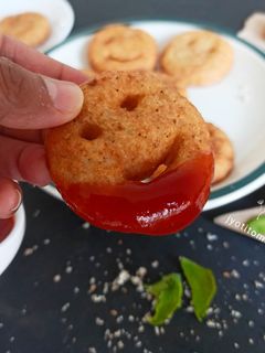 पोटैटो स्माइली (Potato Smiley recipe in hindi) रेसिपी मुख्य फोटो