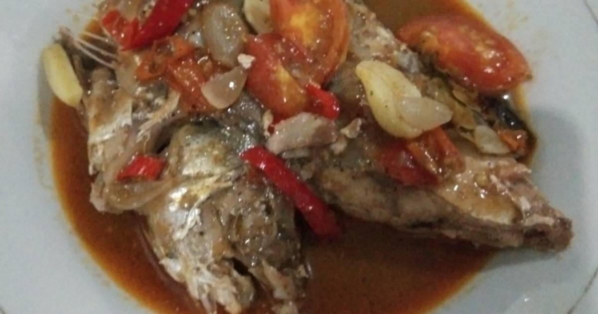 Resep Ikan Kembung Garang Asam Bumbu Iris Oleh Hra Cahya Cookpad