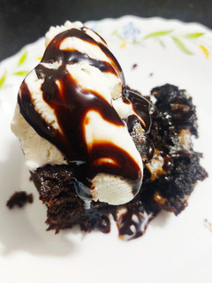 A picture of Chocolate Walnut Brownie.