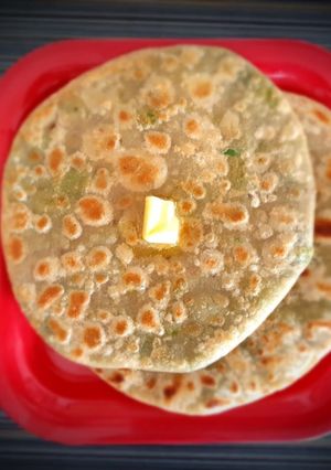 A picture of Matar paratha.