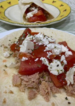 Una foto de Fajitas de atún con queso feta