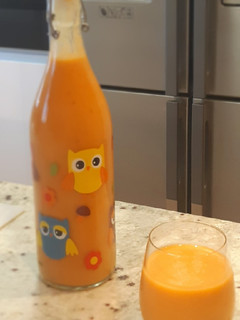 Una foto de Gazpacho de melocotón