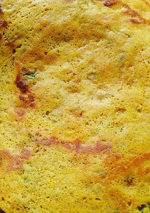 बेसन का चिल्ला (Besan ka chilla recipe in hindi) रेसिपी मुख्य फोटो