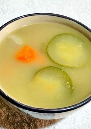 A picture of Vegetable Broth..