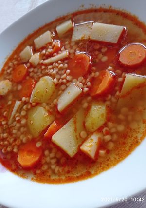 Pirított tarhonya leves recept fotója