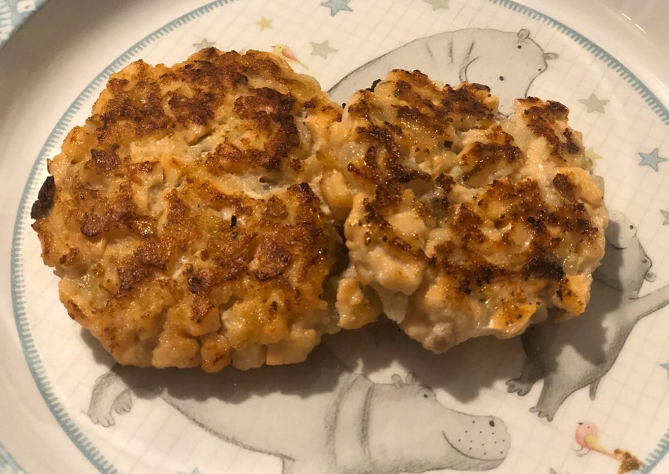 Hamburguesas de salmón caseras BLW