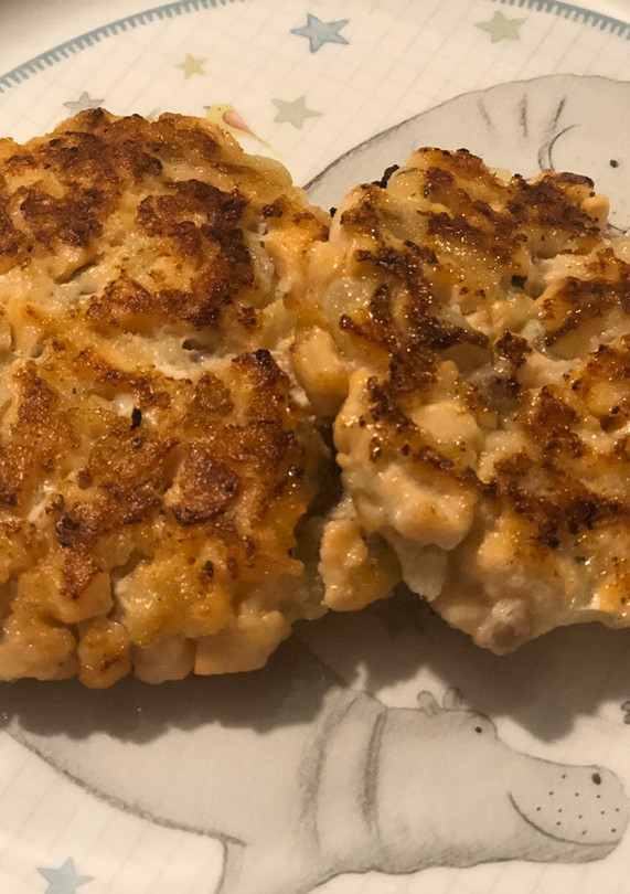 Una foto de Hamburguesas de salmón caseras BLW