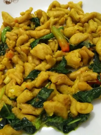 Langkah Mudah untuk Membikin Resep Usus Ayam bumbu kuning DEBM yang Uenak Anti Ribet, Uenak Banget