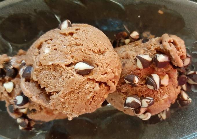 Simple Way to Make Homemade Fruity Choco Ice-cream