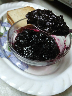 A picture of Black grapes jam.
