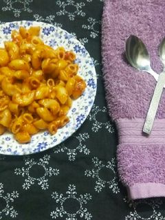 રેડ સોસ પાસ્તા (Red Sauce Pasta Recipe In Gujarati) રેસીપી મુખ્ય ફોટો