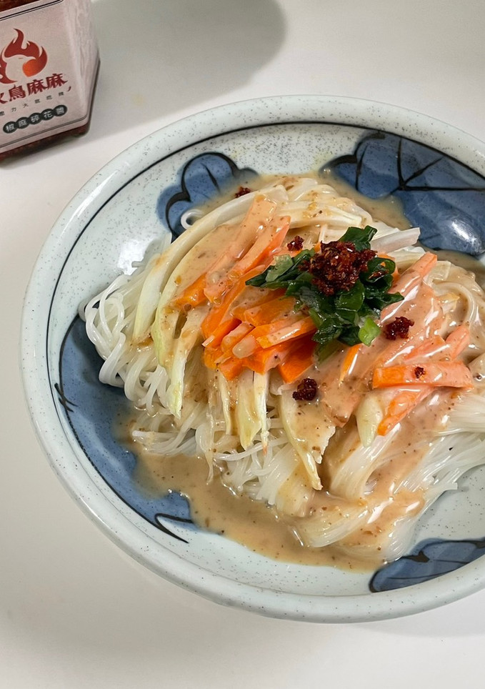 日式食譜｜日式辣胡麻涼麵-家庭小料理 的食譜成品照片