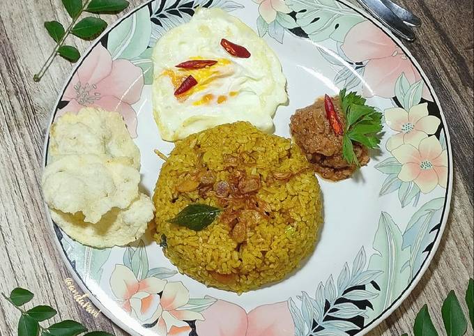 How to Prepare Delicious Nasi Goreng Kari
