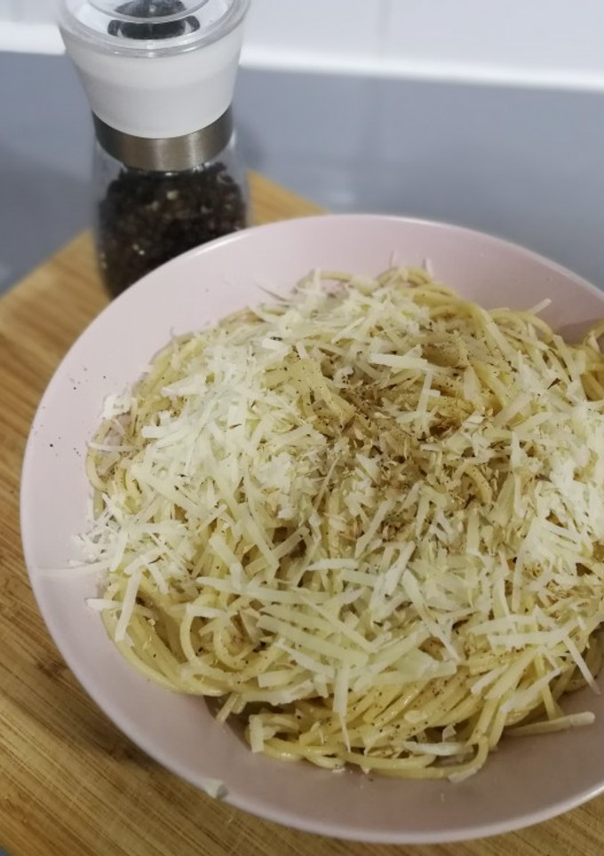 Una foto de Espaguetis con queso🍝