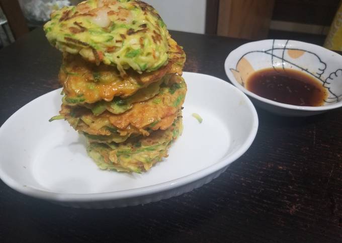 Spicy and Non-Spicy Zucchini Fritters