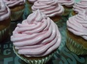 Una foto de frosting de queso