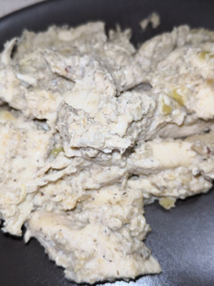 Una foto de Pollo con salsa de champiñones