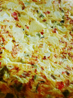 Una foto de Tortilla de verdura y patatas light