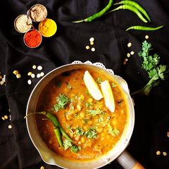 A picture of Punjabi Chana Dal.