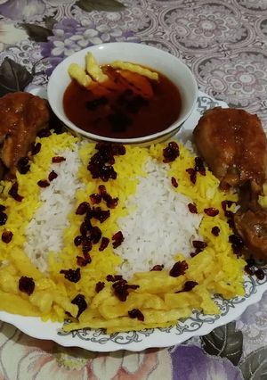 عکسی از دستور زرشک پلو با مرغ