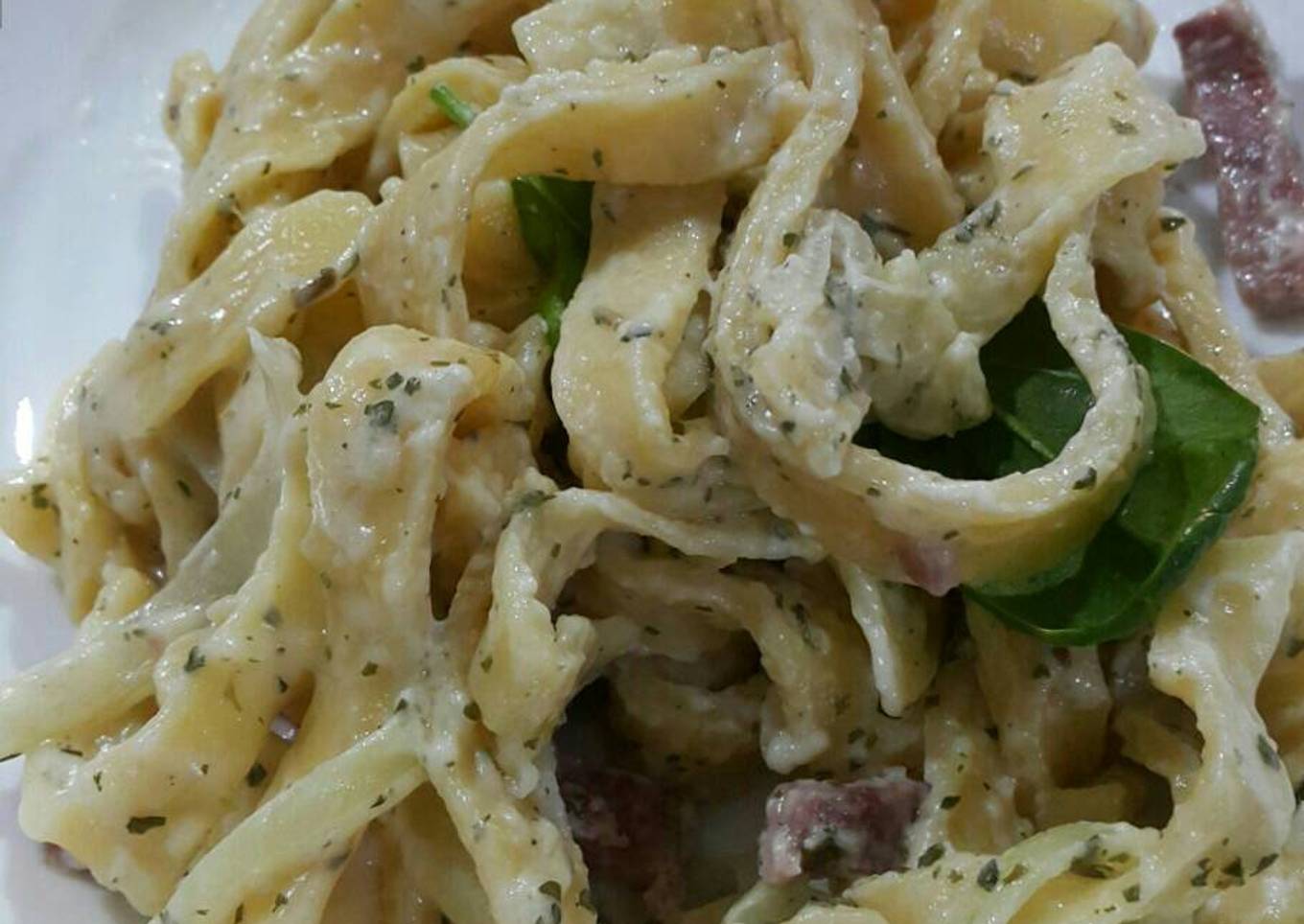 Fettuchinni cabonara