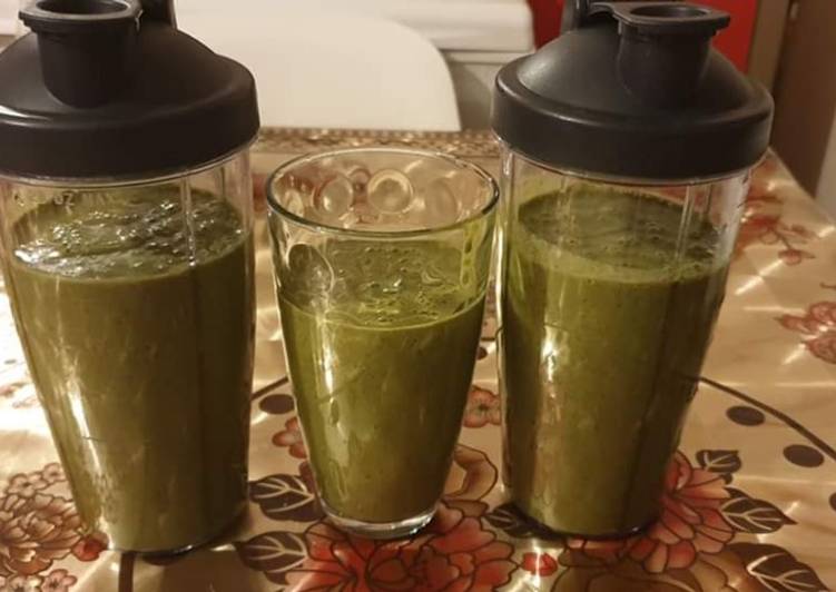 How to Prepare Favorite Green smoothie