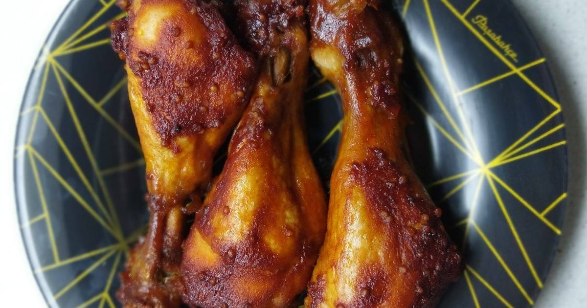 Как замариновать голень в соевом соусе. Горчичный маринад для курицы. голени в томатно-соевом маринаде. голень в томатно соевом соусе. куриные ножки с глазами.