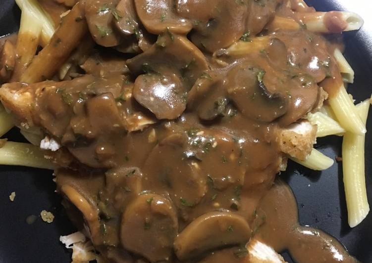 Recipe of Homemade Chicken fried chicken w/ roasted garlic mushroom gravy