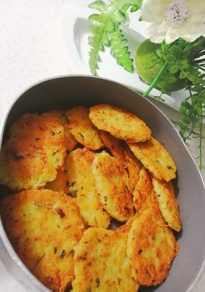 عکسی از دستور کوکو سیب زمینی🥨🌶️