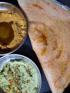 म्हैसूर सादा डोसा (mysore sada dosa recipe in marathi) रेसिपी चे मुख्य फोटो