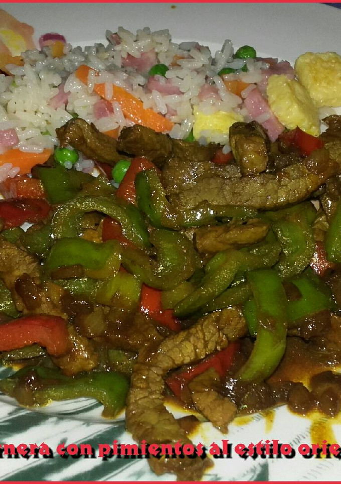 Una foto de Ternera con pimientos al estilo oriental