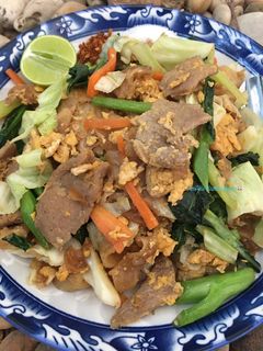 รูปของ “ผัดซีอิ้วเส้นใหญ่”
