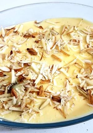 A picture of Shahi tukrey.
