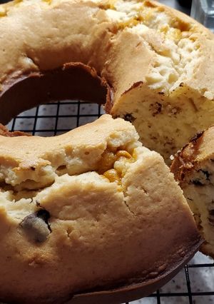 A picture of Honey Vanilla Pound Cake.