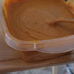 A picture of Tacobell Soup or Dip.