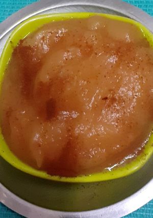 એપલ સોસ (Apple Sauce Recipe In Gujarati) રેસીપી મુખ્ય ફોટો