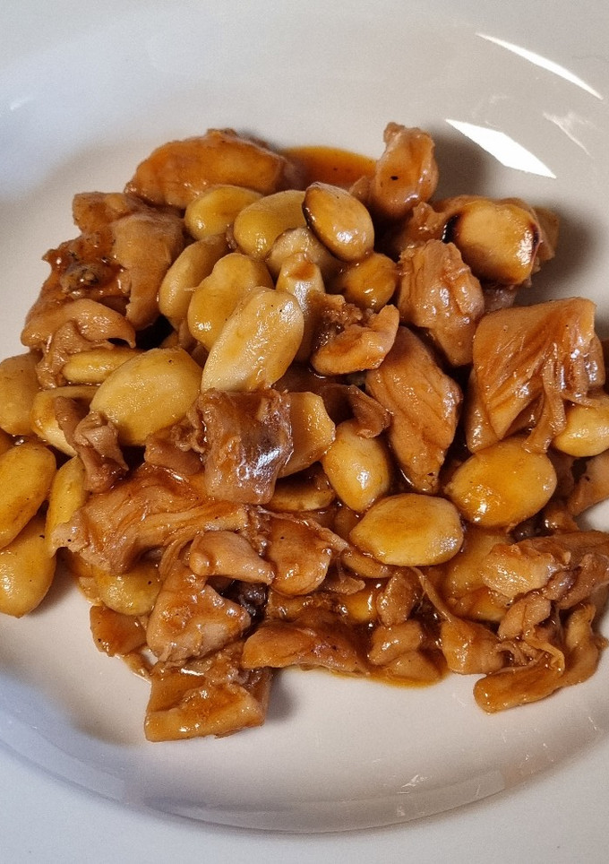 Una foto de Pollo con almendras TM31