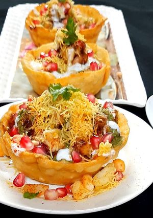 कटोरी चाट (Katori chaat recipe in hindi) रेसिपी मुख्य फोटो