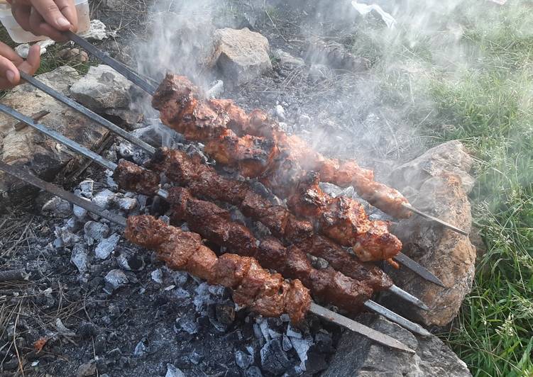 How to Make HOT Beef tikka chicken tikka